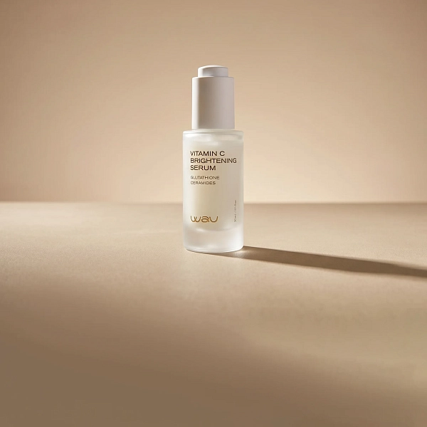картинка VITAMIN C BRIGHTENING SERUM WAU